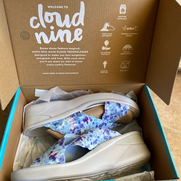 Bzees Womens Sahara Blue Comfort Arch Support Slip On Slide Sandals size  9M - Picture 10 of 11